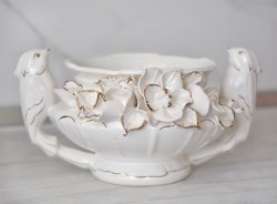 Konfetnica_Monako_belaya_lepka