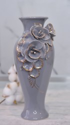 vaza-koketka-seraya-lepka